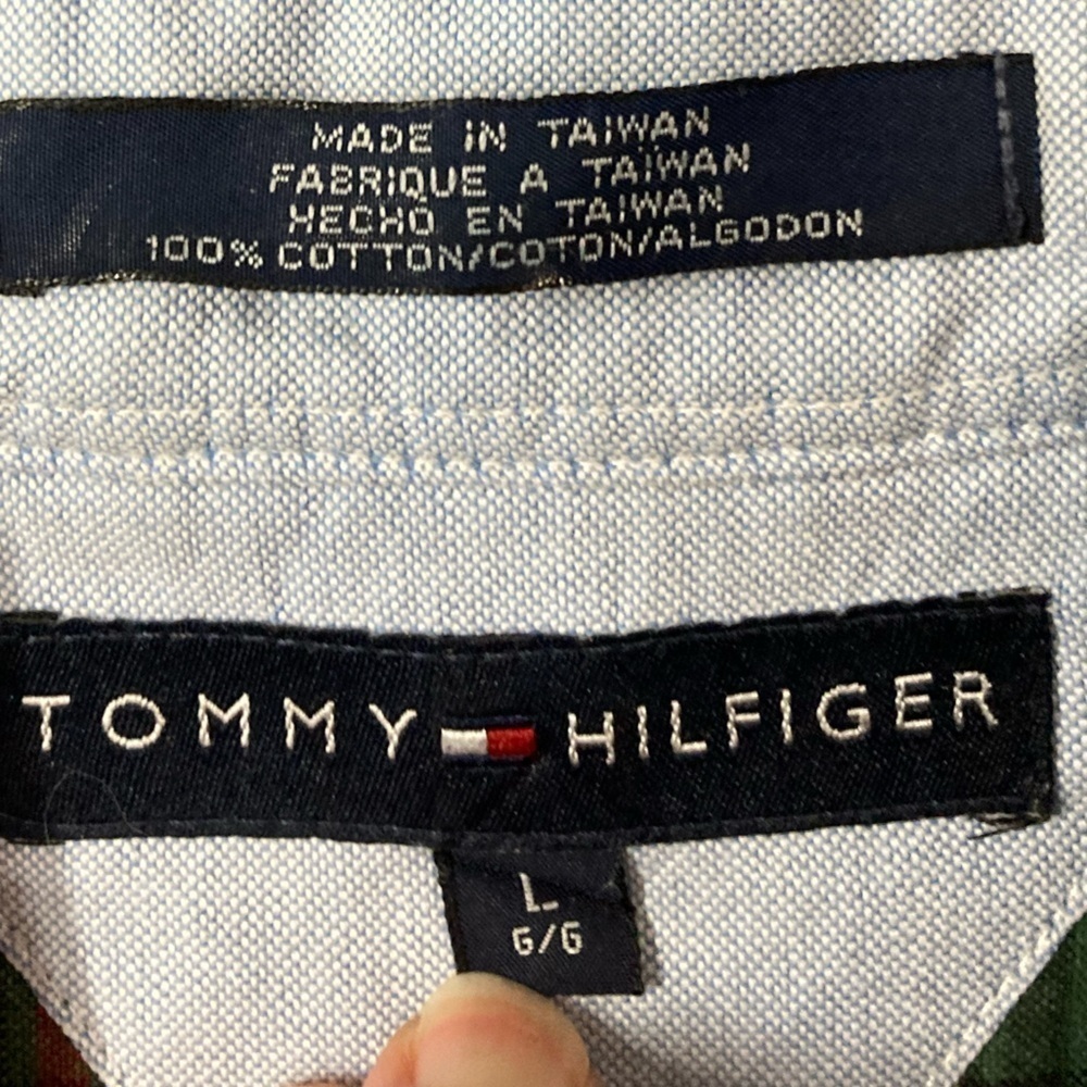 Tommy Hilfiger Men’s Large Button Down‎ Shirt - Picture 3 of 6